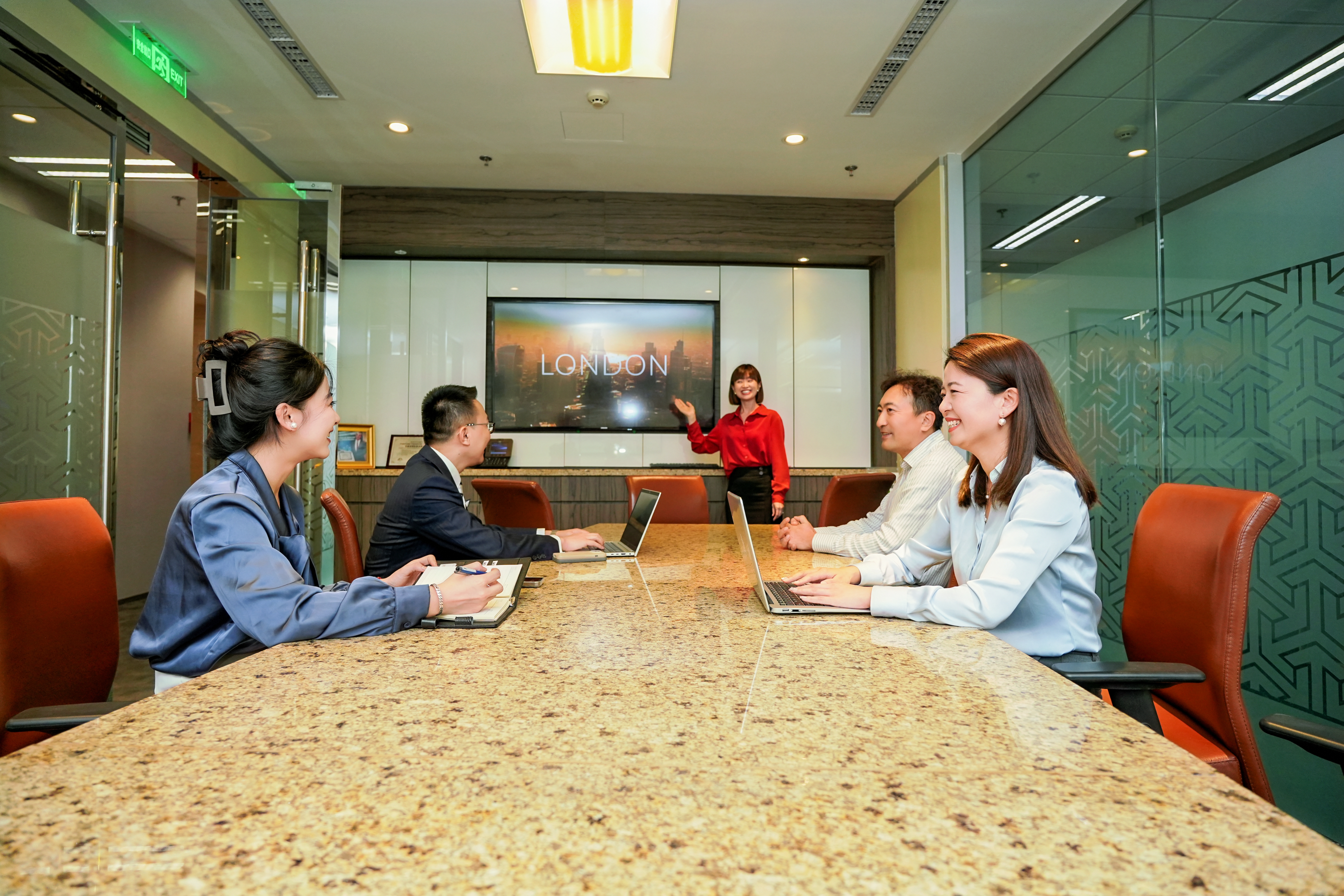 20241002-china-ffc-_-boardroom-presentation-lm.jpg