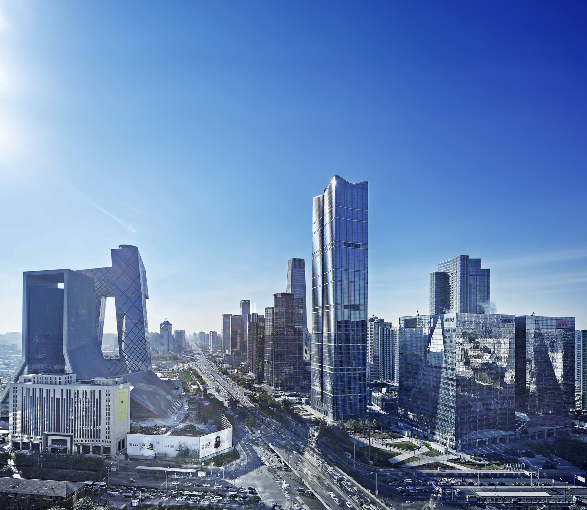 世服宏图位于中国北京华贸中心，坐落于国贸中央商务区，成为极具影响力的金融地标。