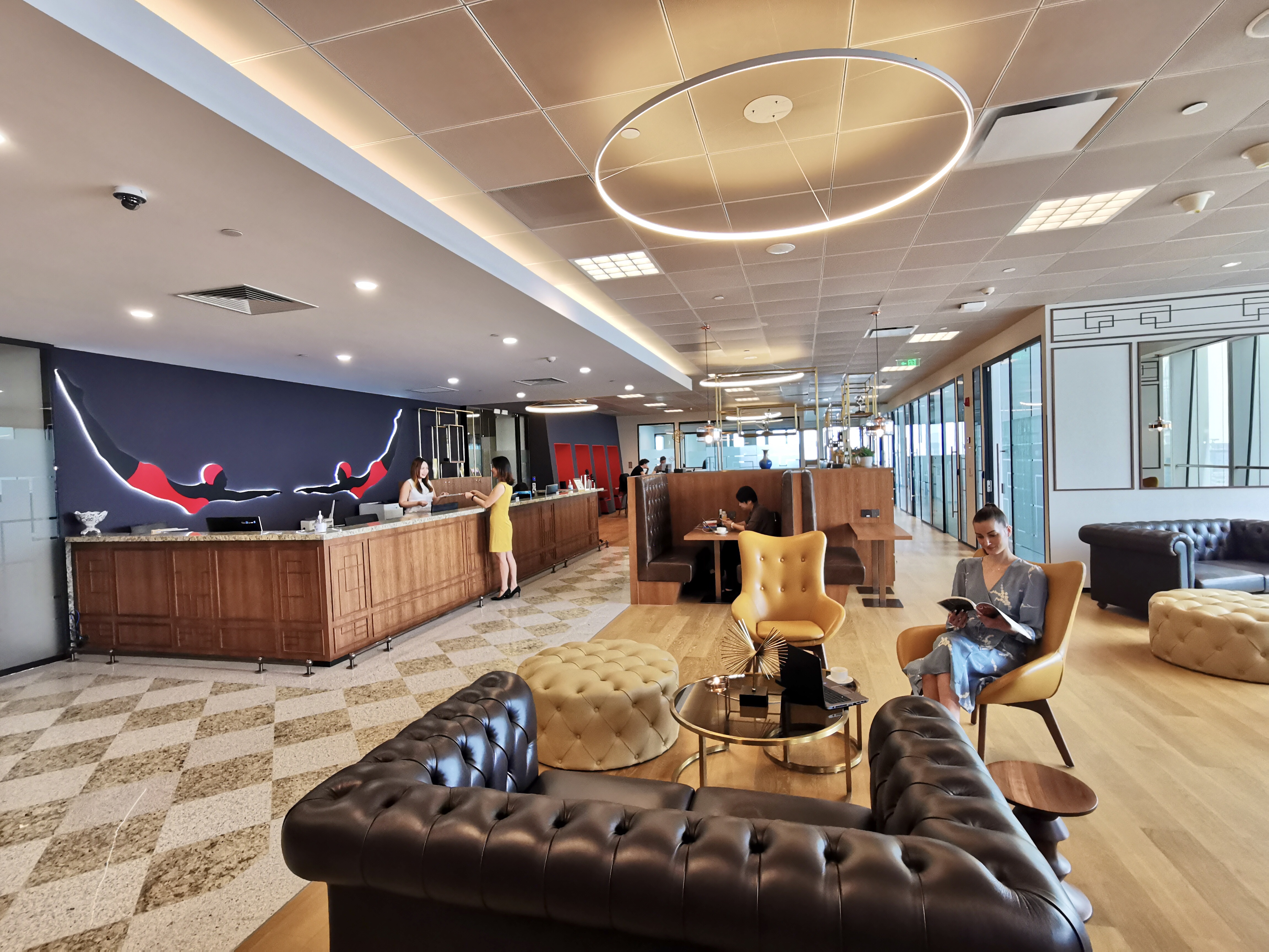 上海博华广场世服宏图华丽装修雅致共享会议空间