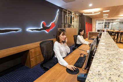 dedicated-receptionist-553x283px.jpg